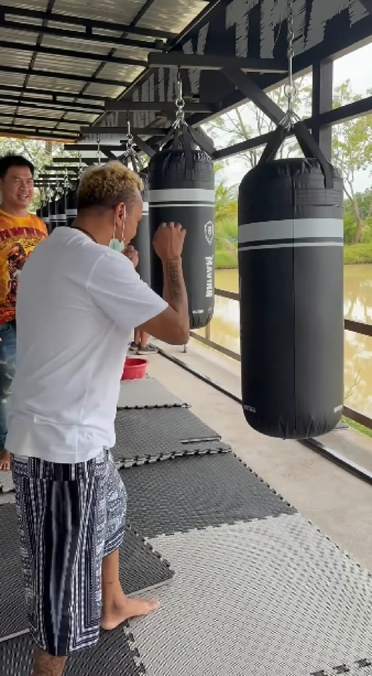 ภาพล่าสุด "อำนาจ" หลังออกจากรพ. ชาวเน็ตเห็นพูดเป็นเสียงเดียวกัน