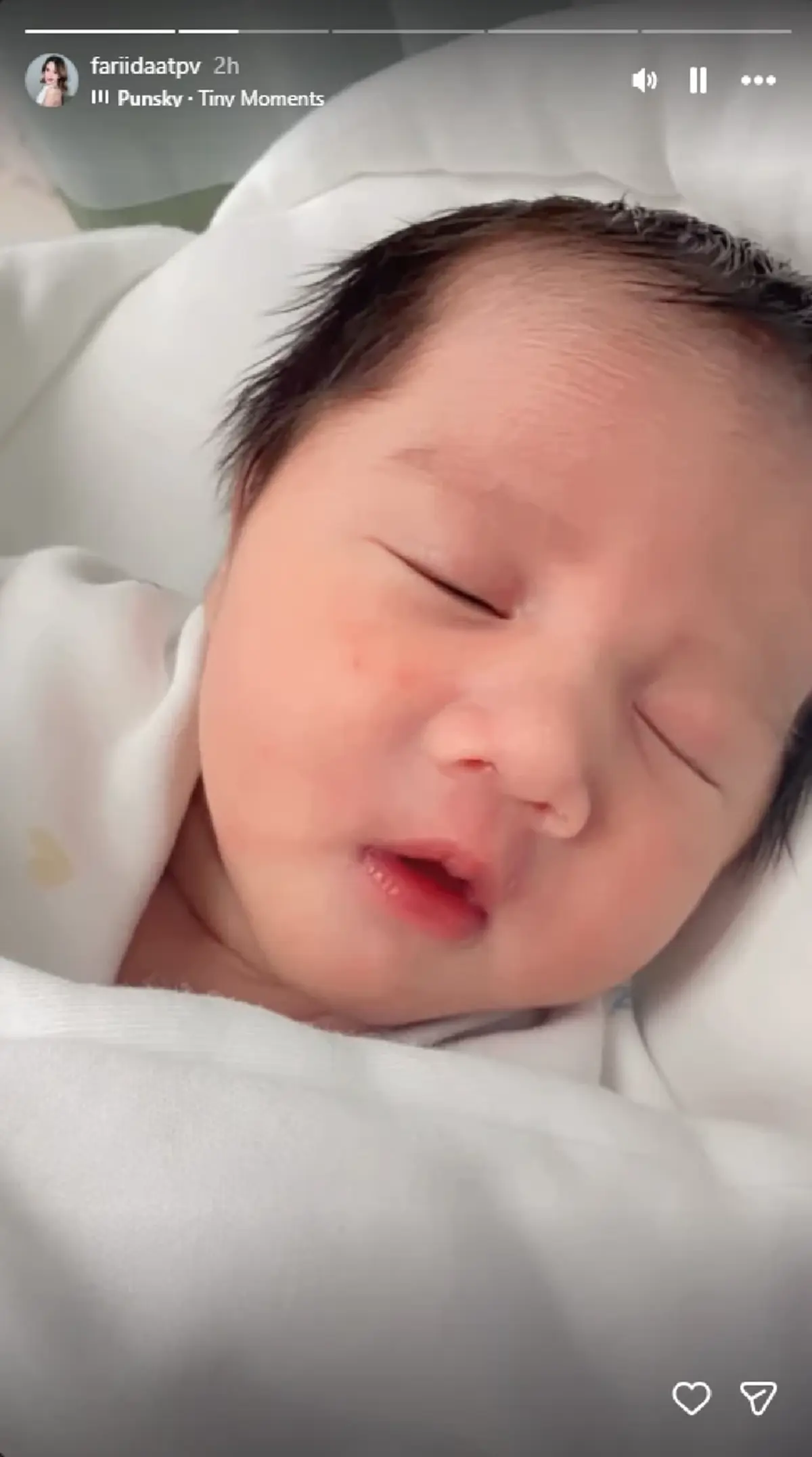 น่าเอ็นดู "ฟารีดา" เผยโฉม "น้องเวร่า" เห็นแล้วตกแฟนคลับได้เต็มๆ