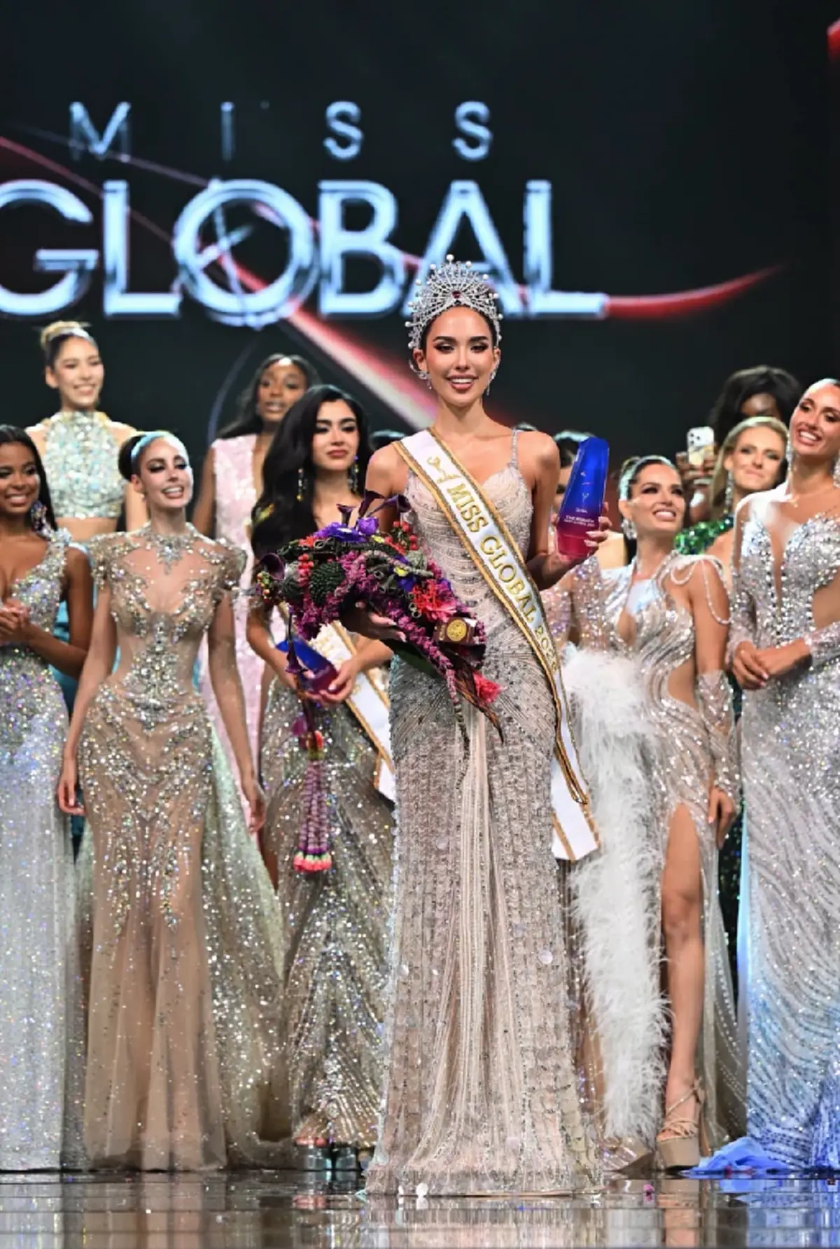 ส่องประวัติ ซาฟฟรอน สร้างประวัติศาสตร์ คว้ามง Miss Global 2026