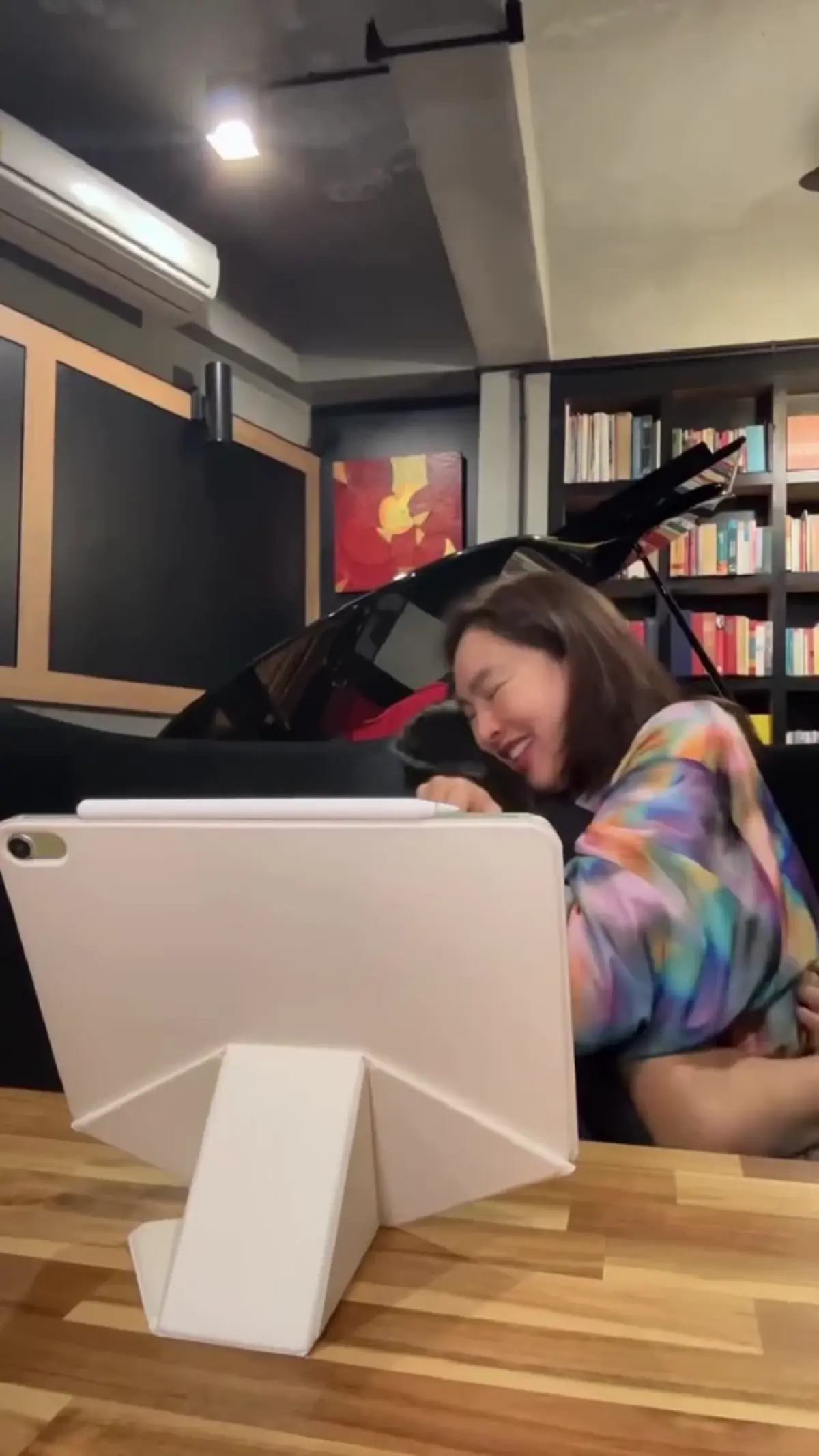ตุ๊ก ชนกวนันท์ ปลื้มสุดๆ น้องแพรว ลูกสาวคนสวย สอบติดทันตแพทย์