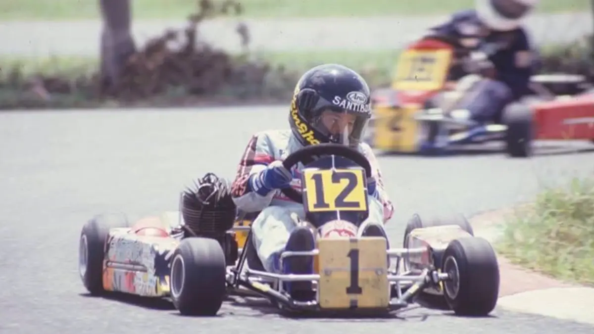 เปิดภาพหาดูยาก   ย้อนวัยแข่งโกคาร์ท ส่งกำลังใจถึงนักแข่งรุ่นหลาน 