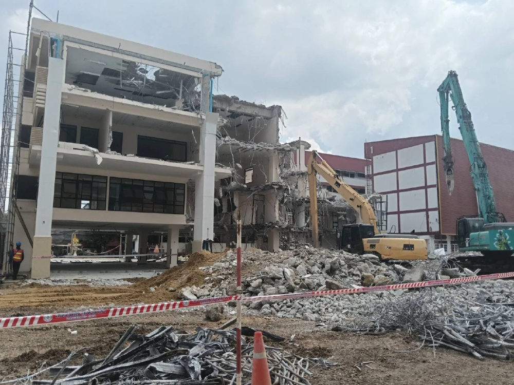 ภาพล่าสุด หลังเกิดเหตุถนนทรุด ตั้งแต่วันที่ 24 กันยายน 2568