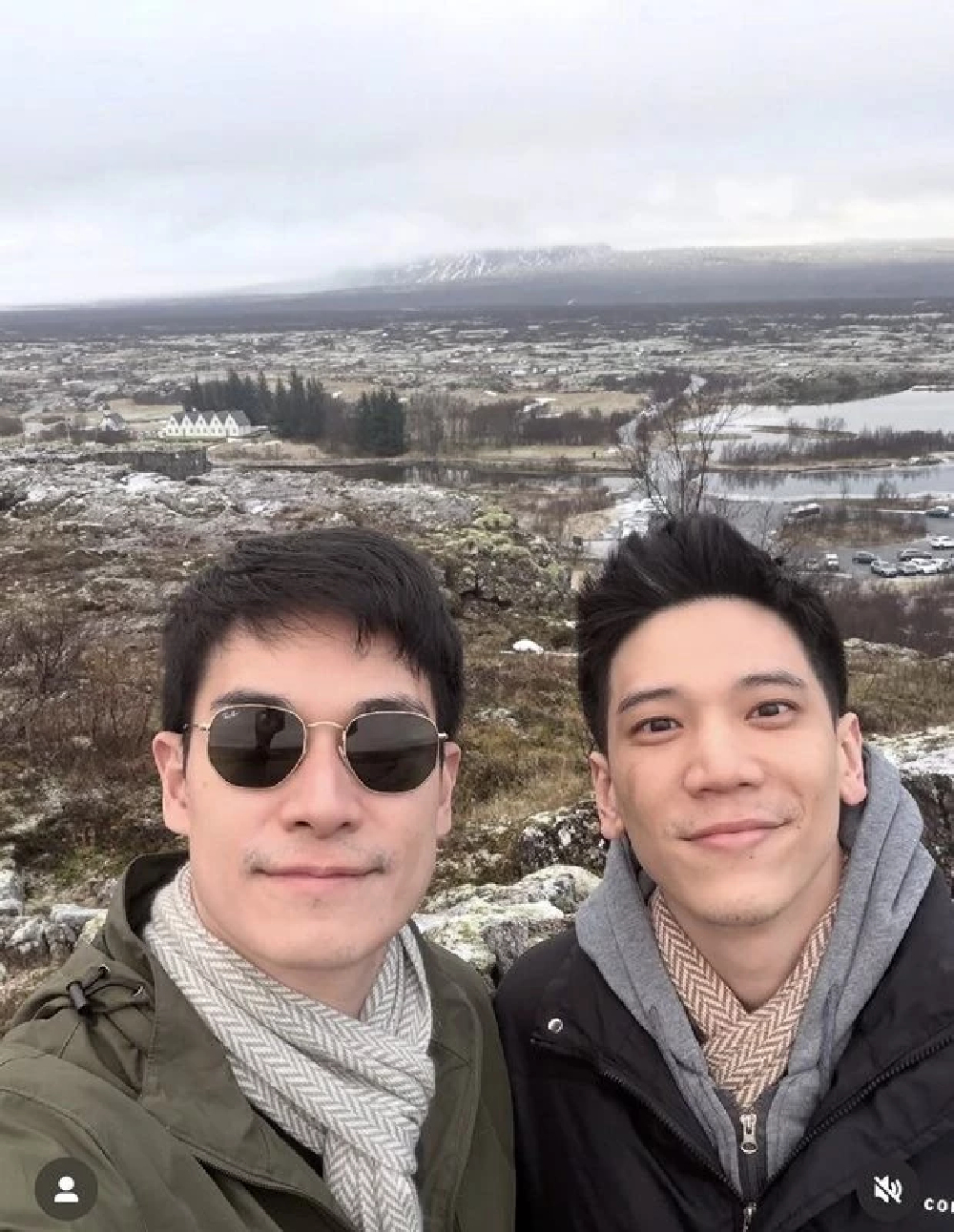 แฟนคลับเขินแทน พิธีกรดีกรีนักร้องชื่อดัง โพสต์ภาพคู่กับ ทันตแพทย์หนุ่มหน้าตาดี แห่แซว หิมะหวานมาก