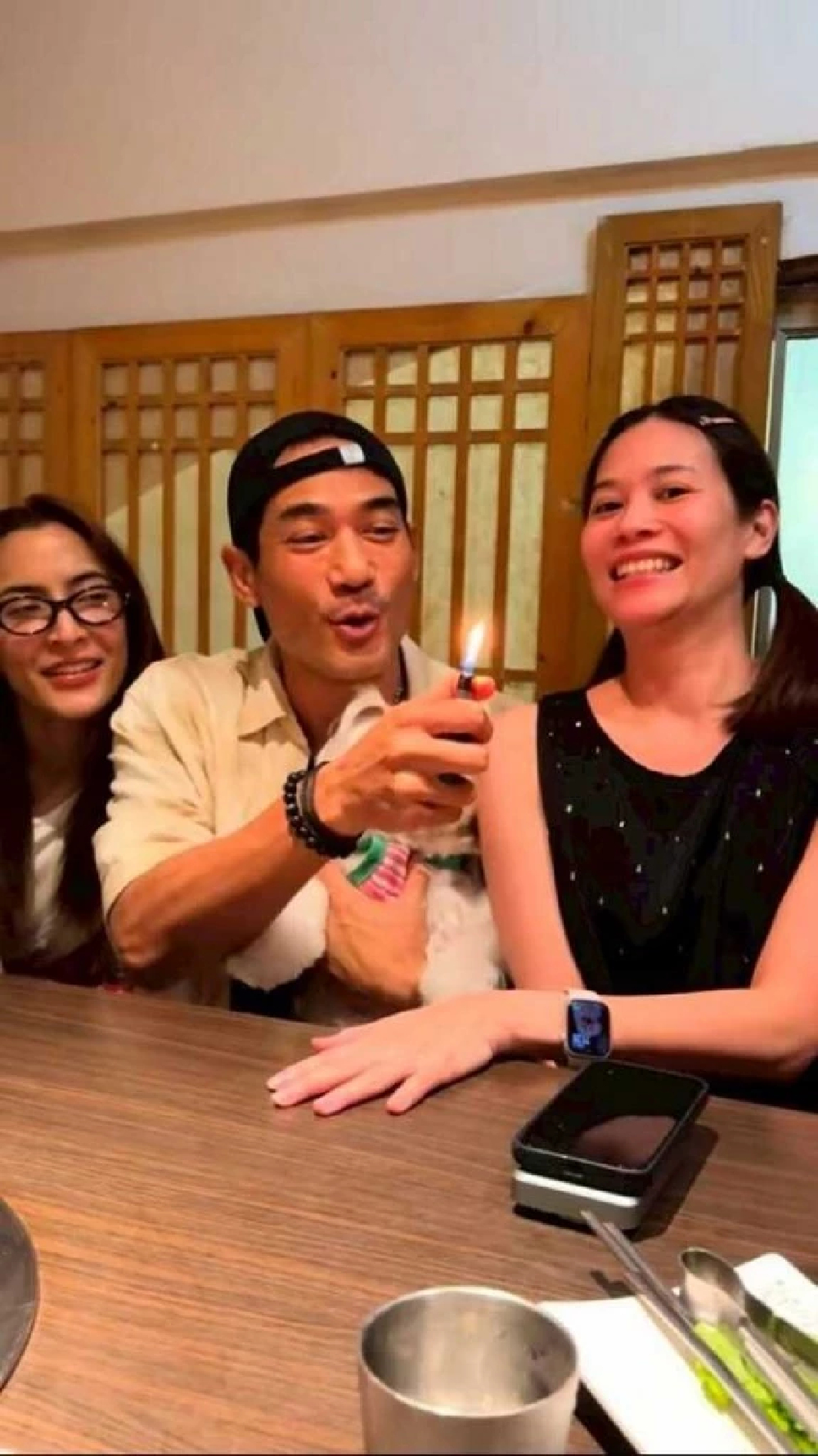 แฟนคลับกรี๊ดเลย อดีตพระเอก - นางเอก เปิดตัวกันแล้ว หลังคลุมเครือมาสักพักใหญ่ๆ