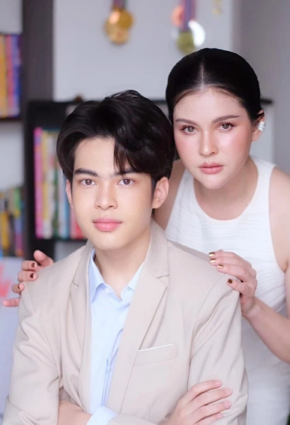 "น้องฑีฆายุ" มองหน้าแล้วถาม "แม่ยังไม่แก่ ทำไมไม่หาแฟน?" ฟังคำตอบ "แอนนี่ บรู๊ค" ทำหลายคนน้ำตาซึม