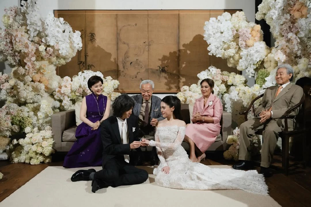 นางเอกสาว เข้าพิธีแต่งงานกับ ระฟ้า ทายาท อากู๋ แกรมมี่