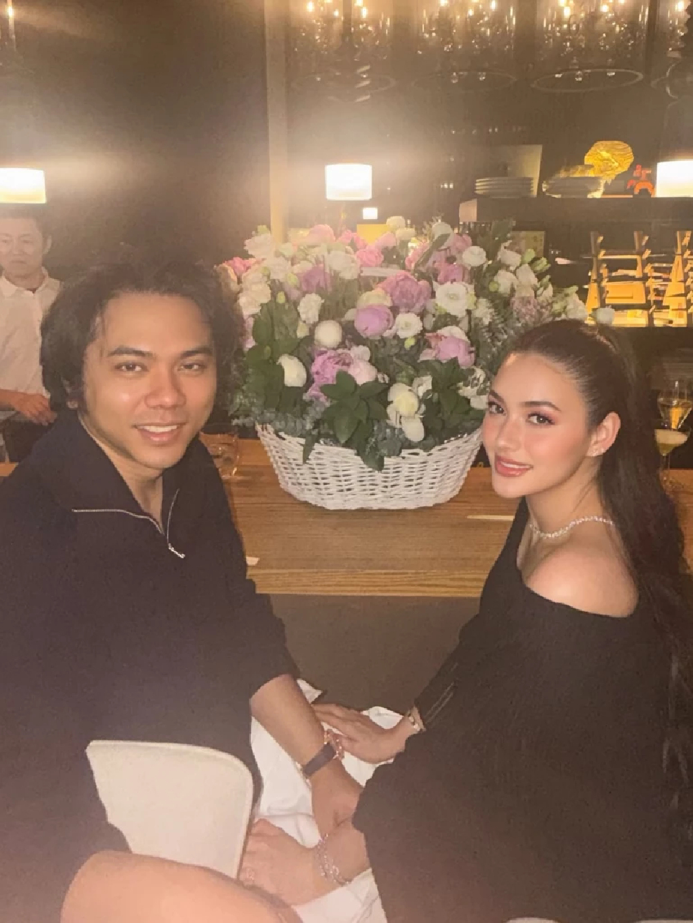 นางเอกช่องดัง ภรรยา แอ็คมี่ นักเทรดชื่อดัง ขอพูดบ้าง หลังทนเงียบมานาน ปมสามีโกง 1,300 ล้าน