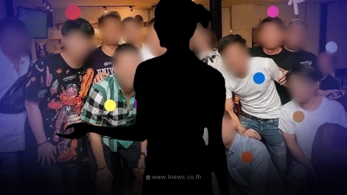 เพจดังแฉยับ ภาพสามีนางเอกดัง ร่วมเฟรม 1ใน4 บ.