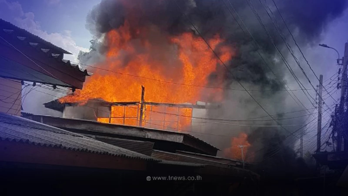 เปิดนาทีไฟโหม ลุกไหม้บ้านเรือน ซอยจรัญสนิทวงศ์ 79