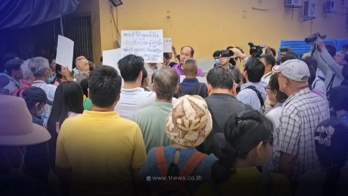 สมาคมไกด์ไกด์ไทยรวมตัวจี้ปราบไกด์ผี ลุกฮือประท้วง