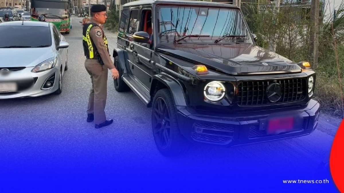 มีพิรุธ หนุ่มขับรถหรูเบนซ์ G63 โดนรวบกลางถนน สารภาพสิ้นขอป้ายมาจากศูนย์ฯ
