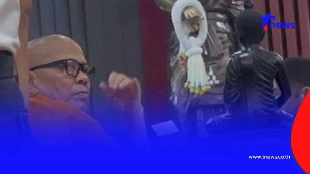 "เจ้าคุณแย้ม" อดีตเจ้าอาวาสวัดไร่ขิง ยอมสึกต่อหน้าพระพุทธรูป