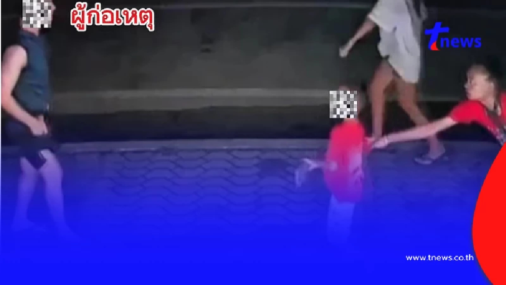 รับไม่ได้ ชายปริศนา ถีบเด็กออทิสติก 7 ขวบ ฉุนหมาจรเห่าใส่