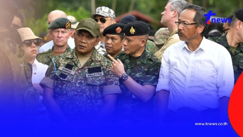 ทบ. นำทูต 23 ประเทศ  ลงพื้นที่ตรวจสอบความเสียหาย รพ.สต. บ้านซำเม็ง