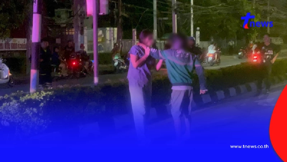 ระทึก หนุ่มถือมีด จี้แฟนสาวกลางถนน ญาติเข้าห้ามก่อนรู้สาเหตุ