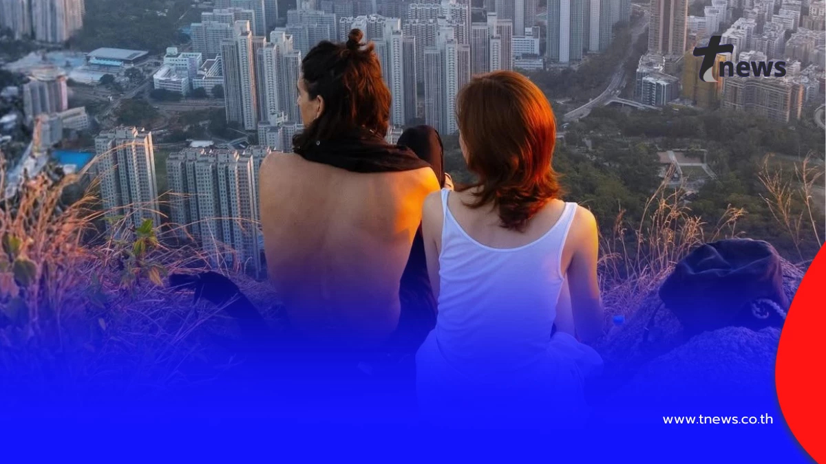 ทริปนี้แซ่บ เต้ย จรินทร์พร เผยภาพคู่หนุ่มหล่อ งานดีไม่ต้องซูม