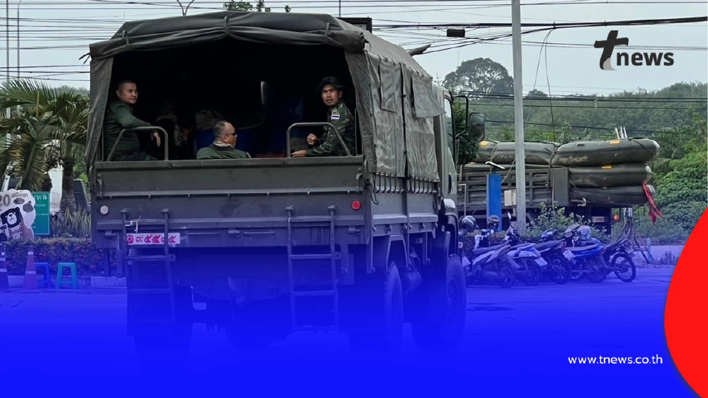 ทหารช่างราชบุรีนำยุทโธปกรณ์เข้าหาดใหญ่ช่วยน้ำท่วมหนัก