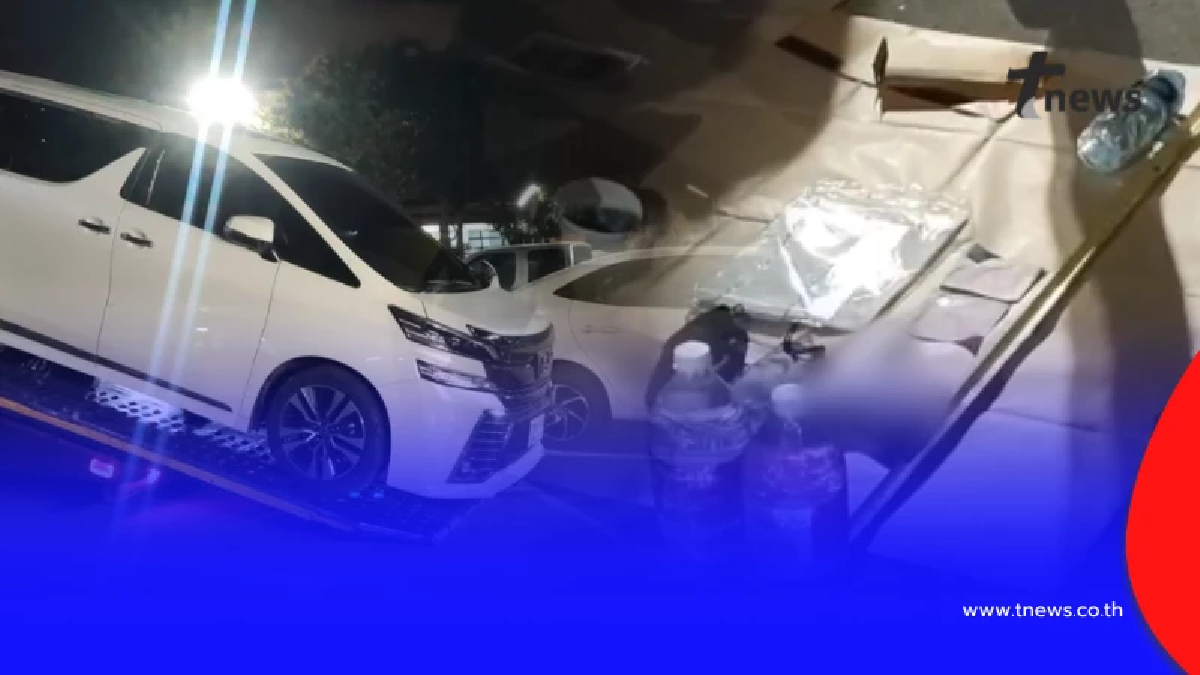 ตกใจ จนท.ค้นรถตู้หรู ผู้ก่อเหตุ ลั่นไกบนทางด่วน เจอเอกสารเพียบ