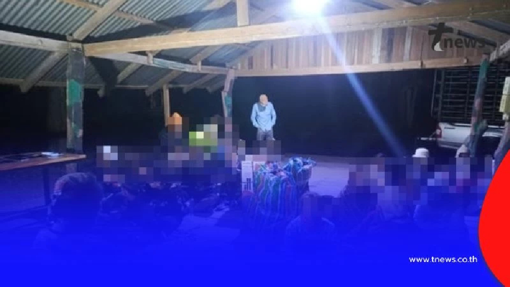 นาวิกโยธิน จับกุมชาวกัมพูชา 30 รายที่ลักลอบเข้าไทยที่ อ.โป่งน้ำร้อน