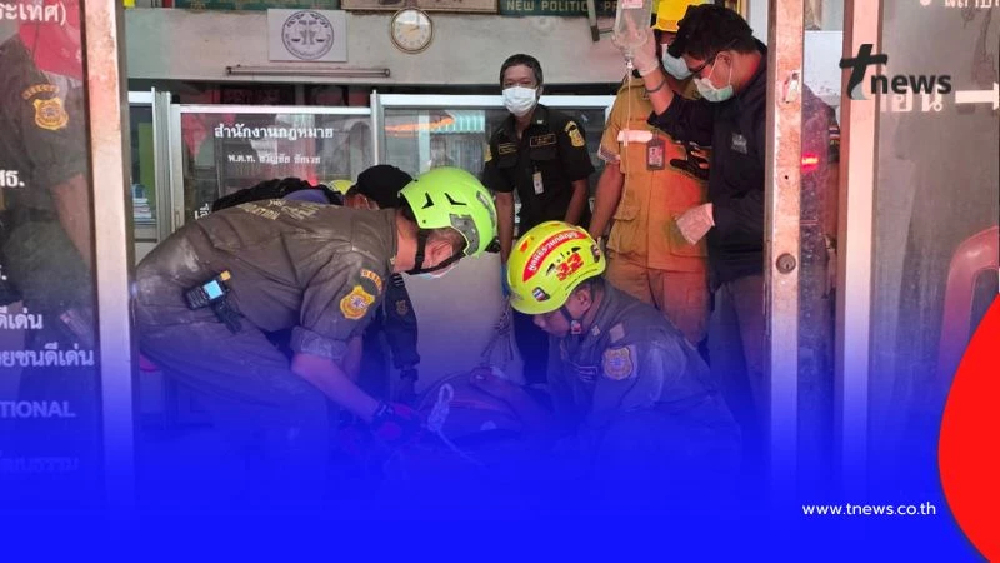 ช่วยเหลือผู้ป่วยน้ำหนักกว่า 200 กก. จากอาคารพาณิชย์ 5 ชั้น