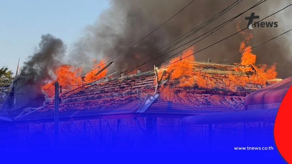 เกิดเหตุเพลิงไหม้ภายในวัดตะโก จ.ลพบุรี ยังควบคุมเพลิงไม่ได้