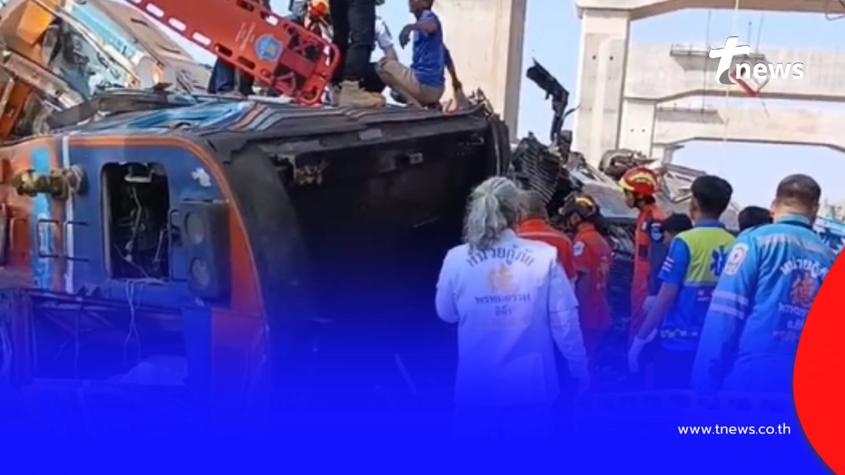 เครนก่อสร้างถล่มทับรถไฟ อ.สีคิ้ว จ.นครราชสีมา มีผู้บาดเจ็บหลายราย