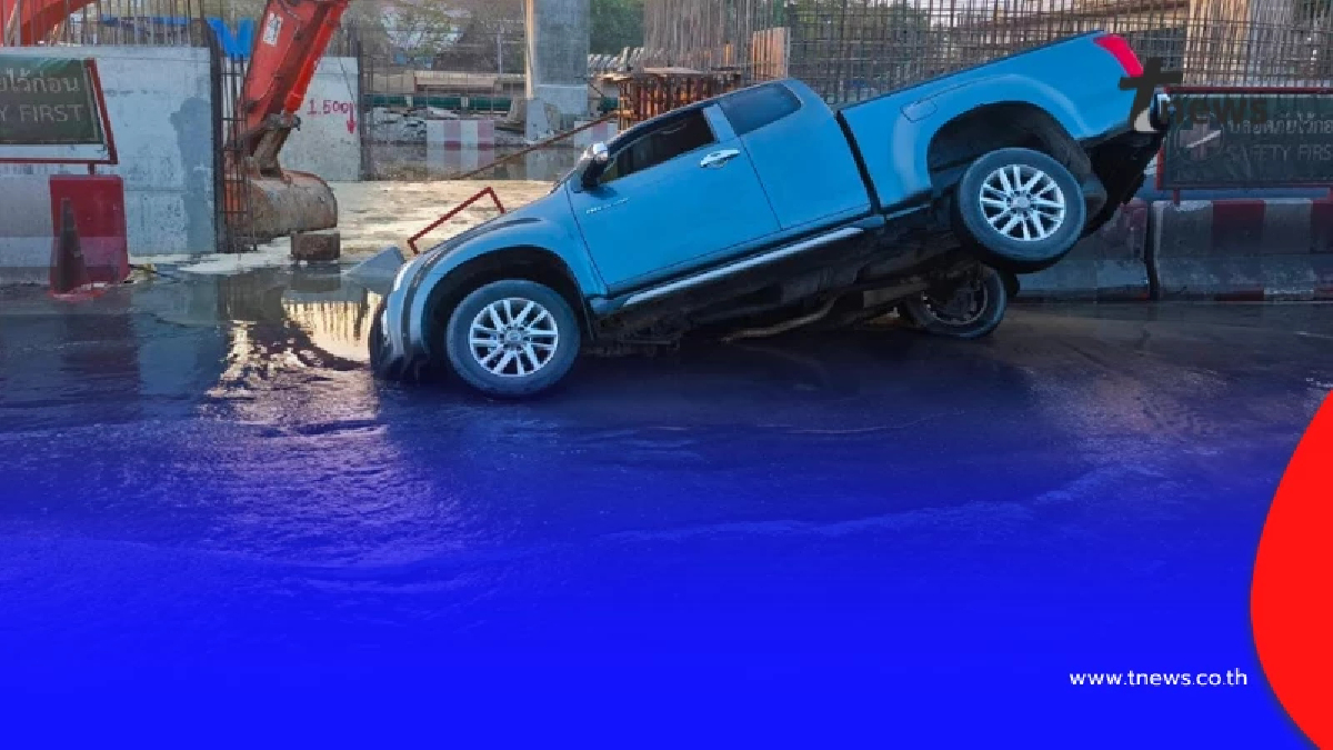 ถนนพระราม 2 อีกแล้ว ถนนยุบตัว กระบะตกหลุมลึก รถติด ขาเข้า-ออก