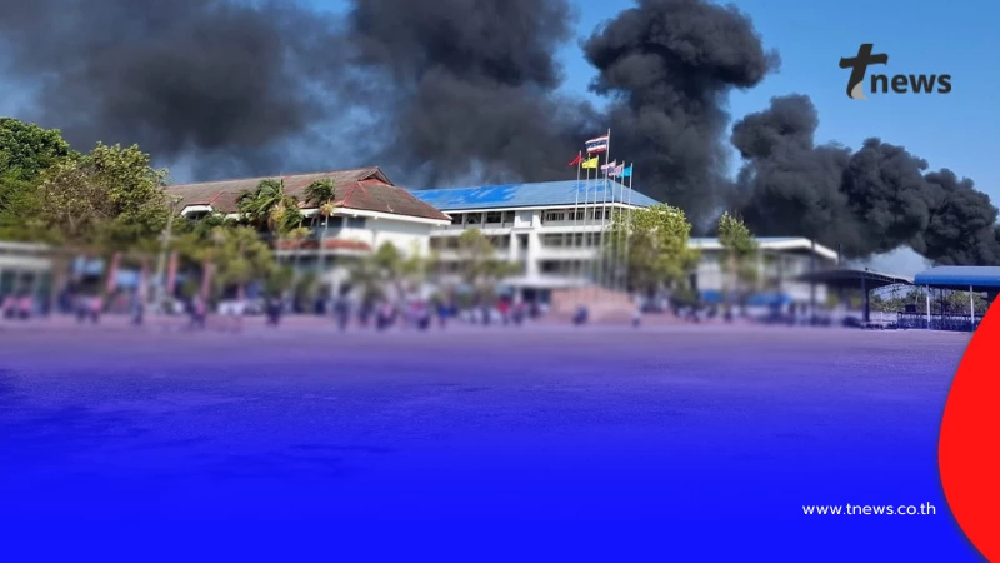 ระทึก รถบรรทุกไฟไหม้ใกล้ปั๊ม - โรงเรียน ครูสั่งอพยพนักเรียนวุ่น