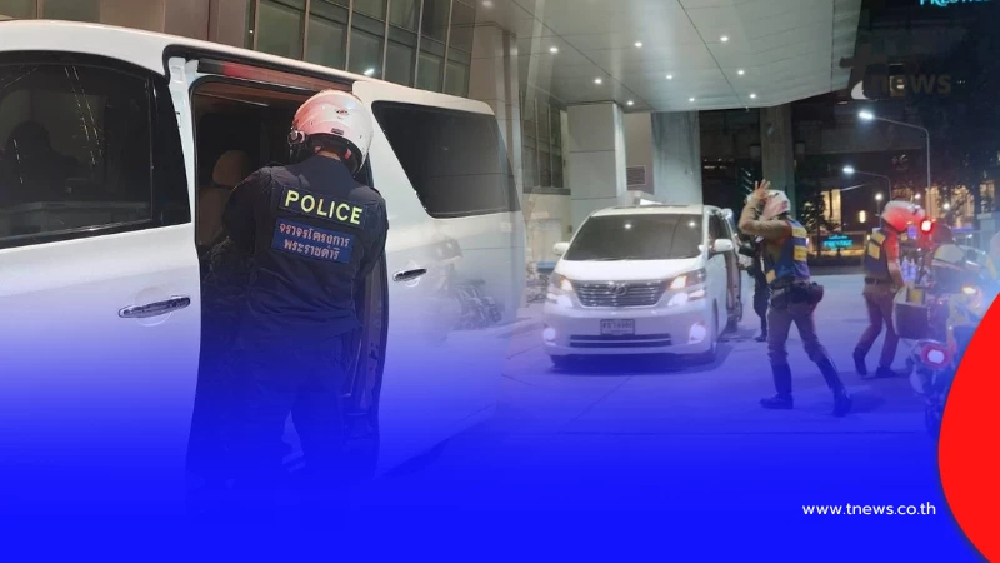 สาวสุดกลั้น เจ็บครรภ์บนมอเตอร์เวย์ ก่อนอั้นไม่ไหวคลอดทารกน้อย