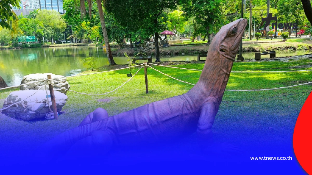 “สวนลุมพินี” รูปปั้นตัวเงินตัวทองยักษ์ จุดเช็กอินกลางกรุง