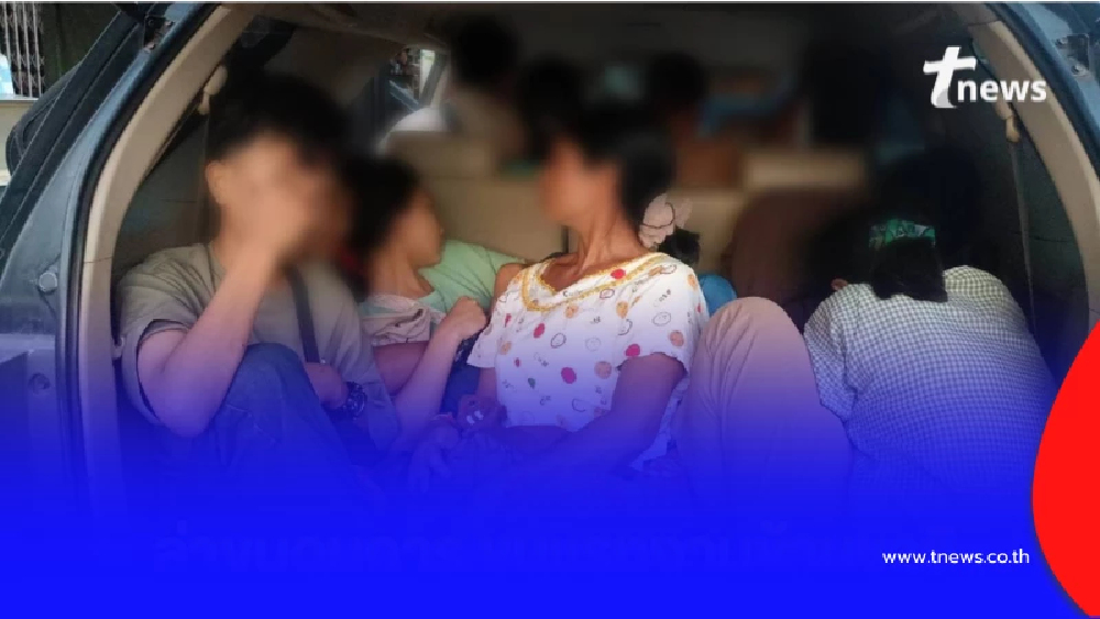 จบเห่คาไฟแดง ตร.ทางหลวงสกัดรถซิ่งผิดปกติ พบต่างด้าวซุกเต็มรถ