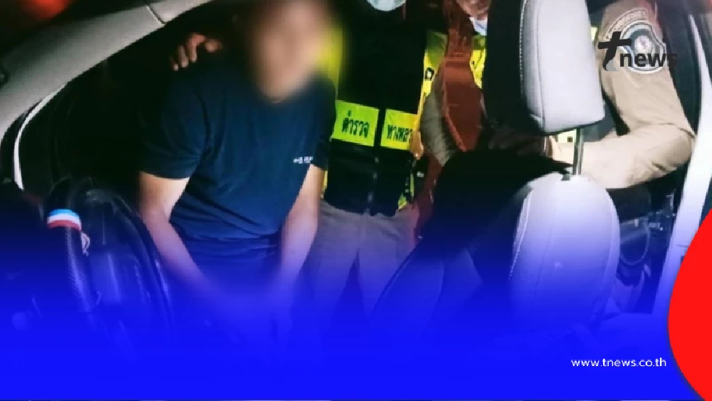 รวบ 2 ผู้ต้องหา ซิ่งกระบะหนีตำรวจ หลบเข้าที่ทำการเทศบาลฯ