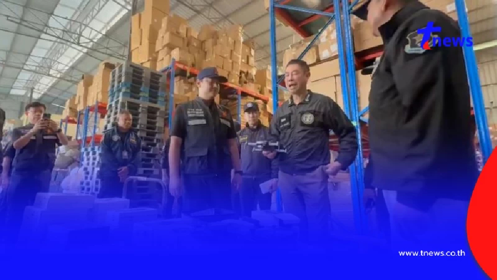 บุกโกดังโดรนเถื่อน ลอบนำเข้าจากจีน ยึด 5 ล้าน ภัยความมั่นคง