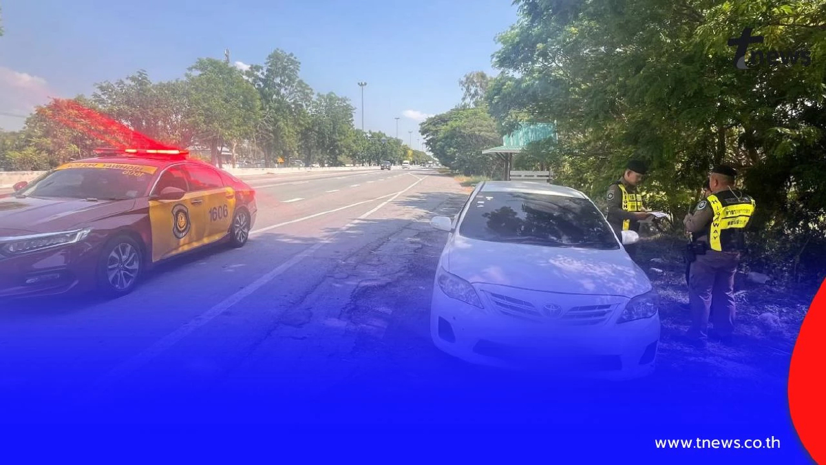 จับชายปลอมป้ายภาษีรถยนต์ ใช้ป้ายภาษีมอเตอร์ไซค์ตบตา