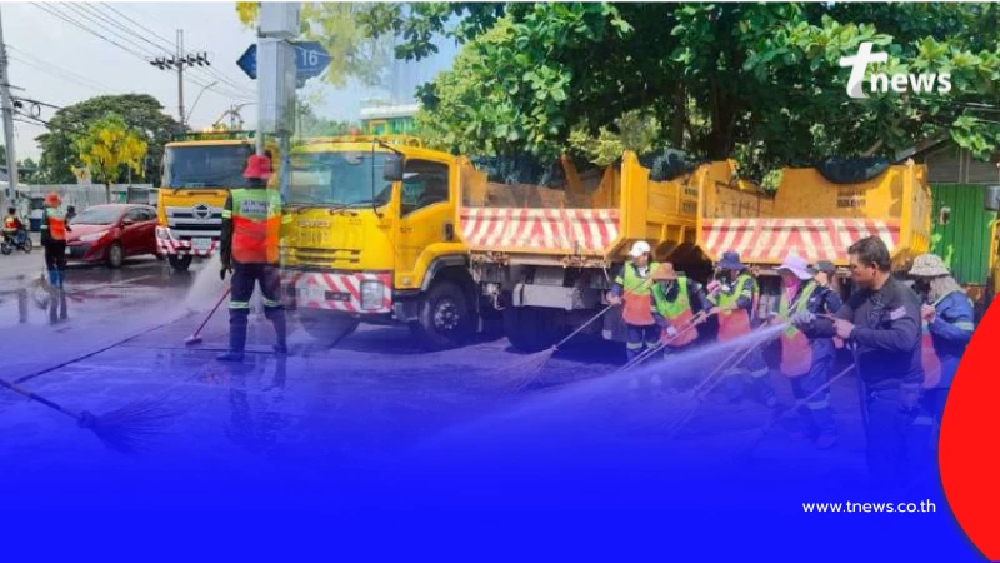 กทม. ลุยล้างถนน-สะพานลอยทั่วกรุง สั่งกำจัดฝุ่นสะสม ลดวิกฤต PM2.5