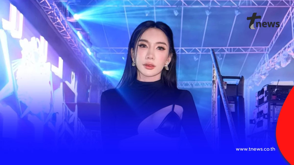 “เบนซ์ พริกไทย” ชุดแซ่บสะเทือนเวที   เจอกระแสวิจารณ์สนั่น