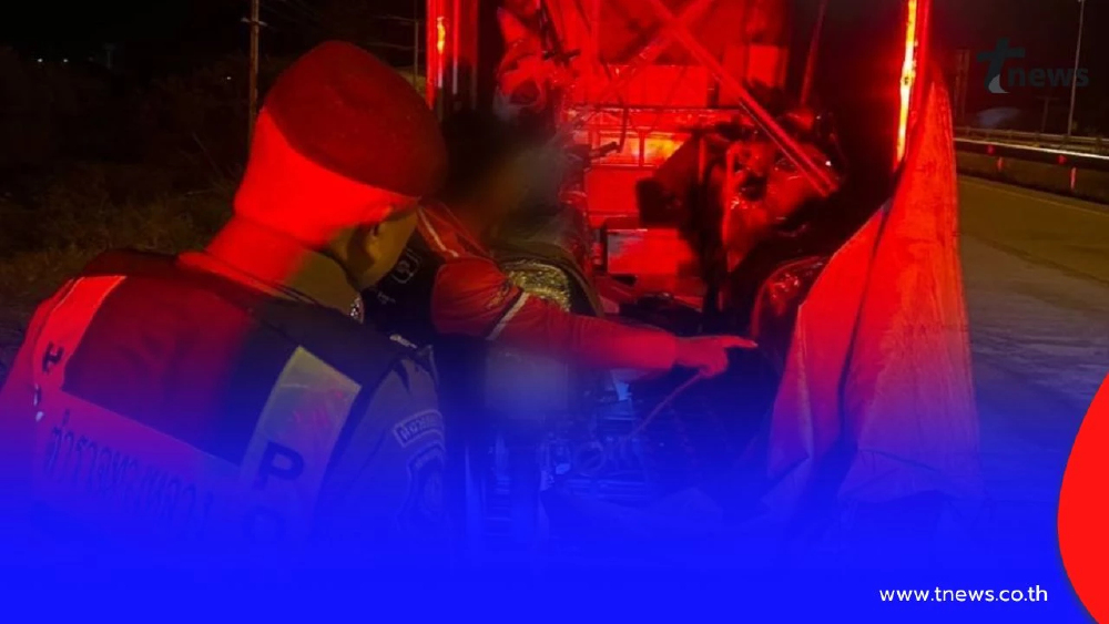 ตำรวจทางหลวง M6 สกัดรถขนมอเตอร์ไซค์ข้ามจังหวัด ยึด 3 คัน