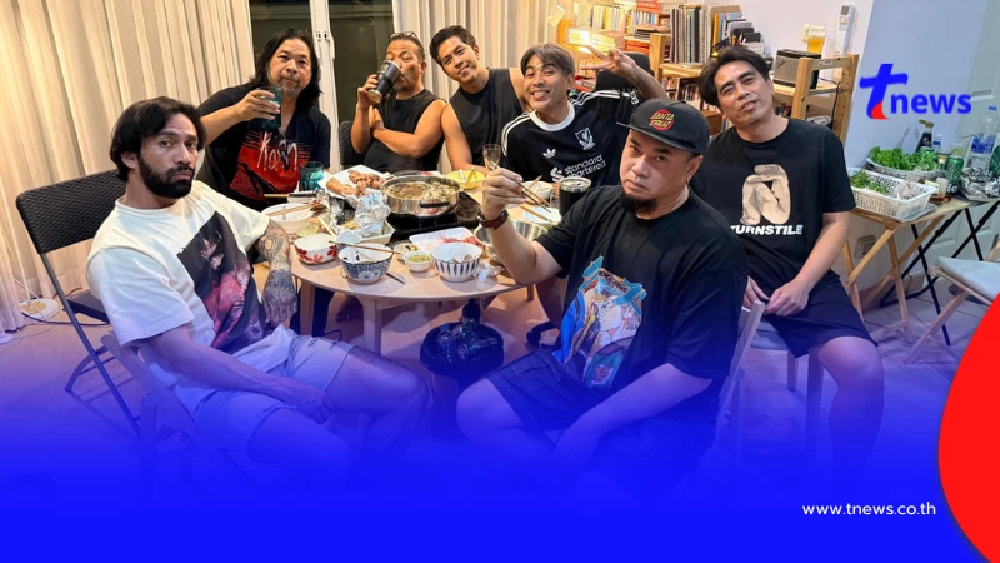 อย่างสุด รู้แล้ว ใครเป็นคนอยู่เบื้องหลังภาพ "Big Ass" ครบวง