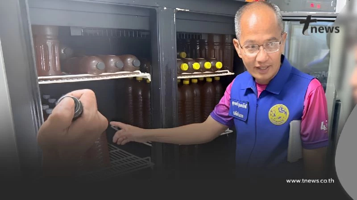 บุกกลางดึก! ฝ่ายปกครองเมืองนนท์เจอร้านลับ ลักลอบขายน้ำกระท่อม