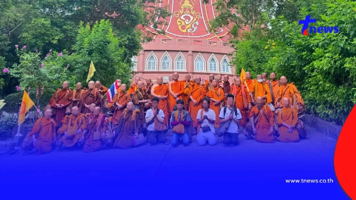 ในหลวง ร.10 ทรงรับ 10 พระมรณภาพไว้ในพระบรมราชานุเคราะห์