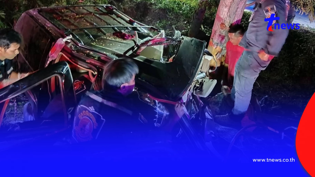 "โทน บางแค" เซียนพระดัง รถเสียหลักฟาดต้นไม้ พลิกคว่ำพังยับ