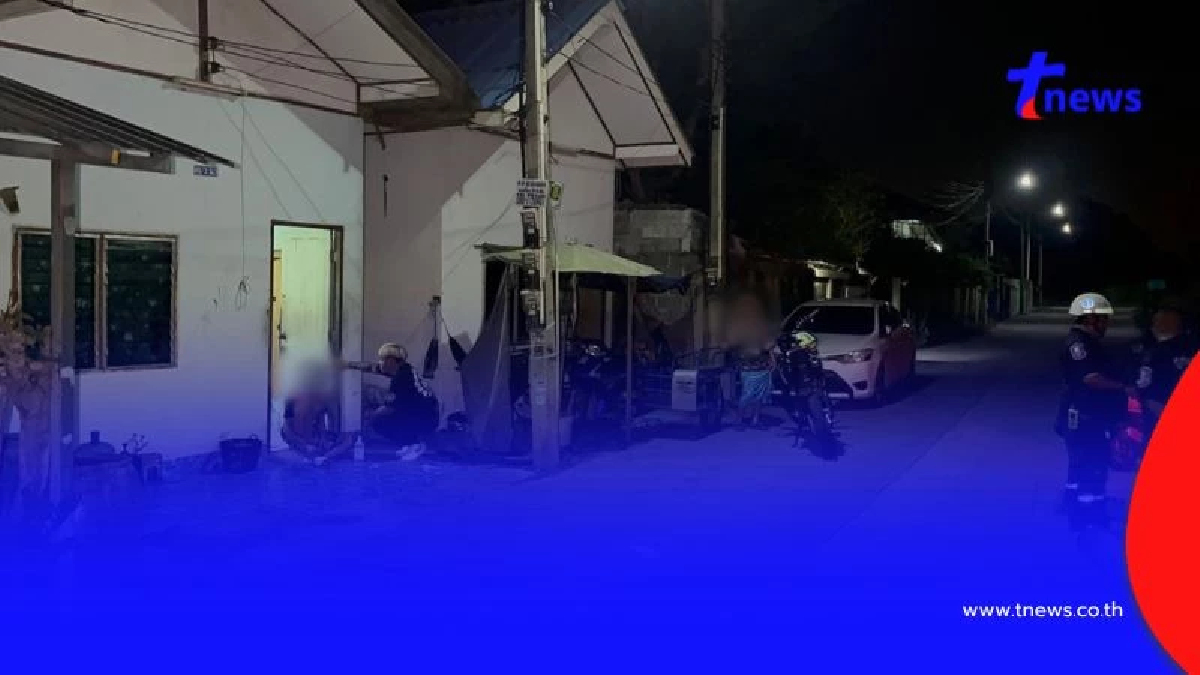 เกิดอะไรขึ้นในบ้าน? เด็ก 14 โมโหยายเรียกกลับ คว้ามีดฟันข้าวของ