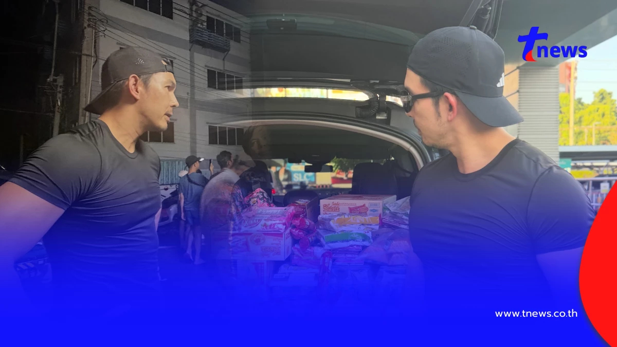 อั้ม อธิชาติ ลงพื้นที่เคหะร่มเกล้า น้ำสูงมิดอก ขาดแคลนเสบียงหนัก