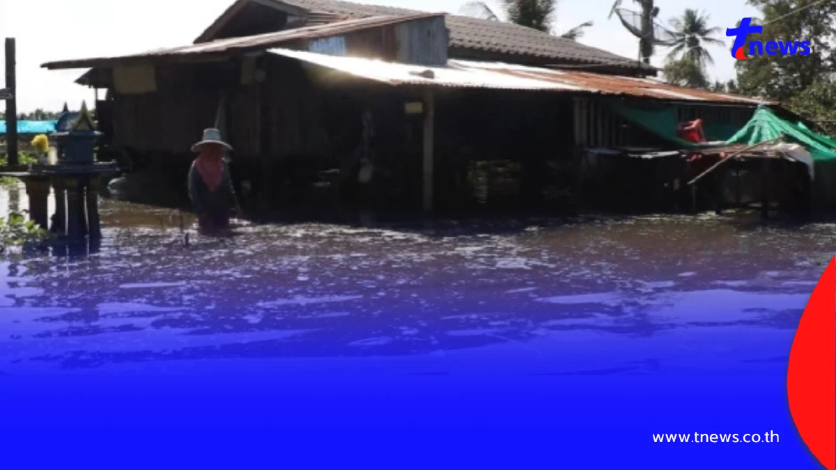 "สุดทรมาน! ชาวบ้านราชบุรีต้องนอนบนเรือนานกว่า 20 วัน"