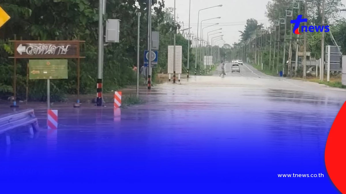 ฝนตกหนัก น้ำป่าทะลักท่วม รร.บ้านห้วยหิน 50 ซม. สนามชัยเขตอ่วม